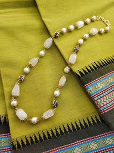 Handmade antique mala (White)