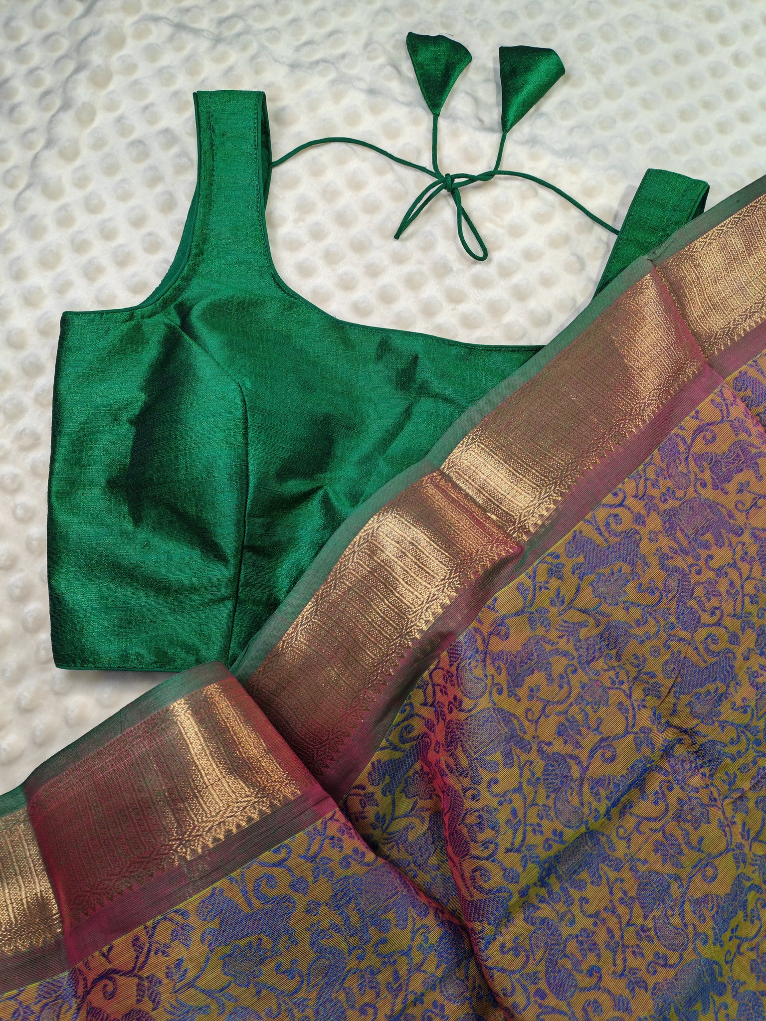 Readymade blouse in silk cotton (Hot green)