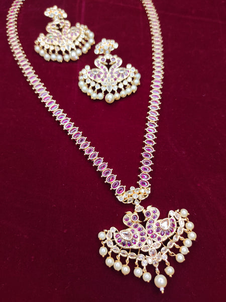 Premium quality long chain set in swan design