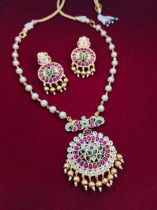 Premium quality classic set (gold bead dangling)